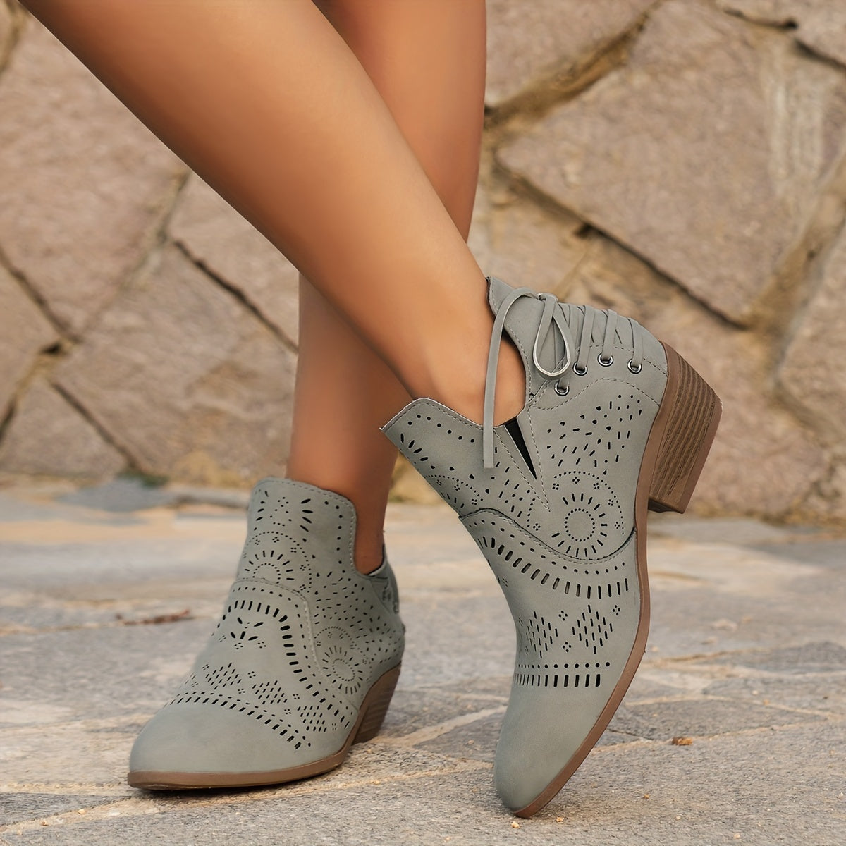 Daisy | Pointed Block Heel Ankle Boots with Cutout Detail - Grey