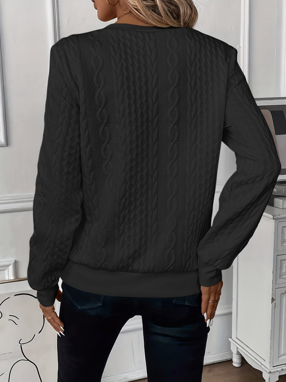Freya | Relaxed Cable-Knit Cardigan with Zip Front