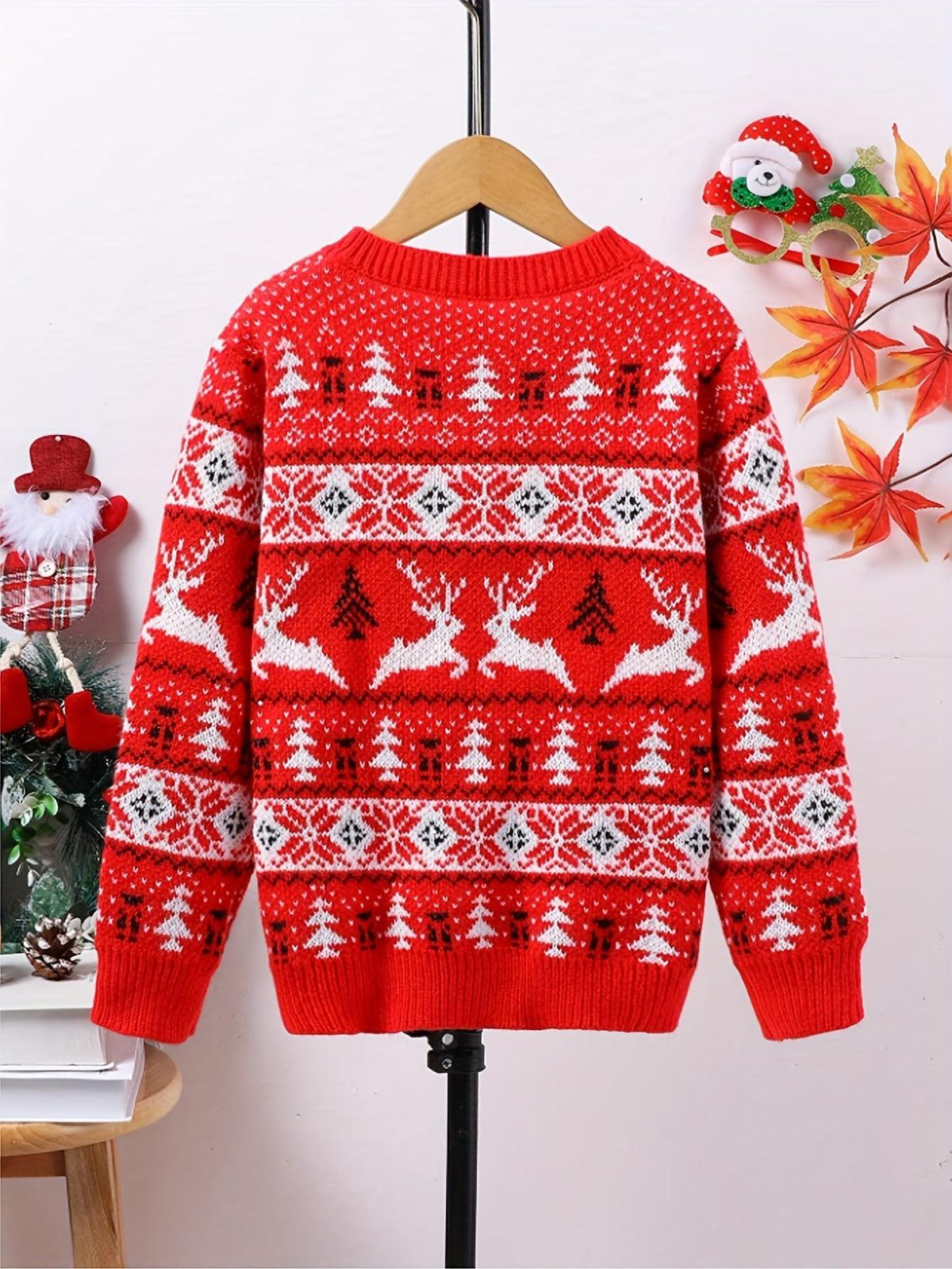 Rupert | Relaxed Nordic Jumper with Reindeer Pattern