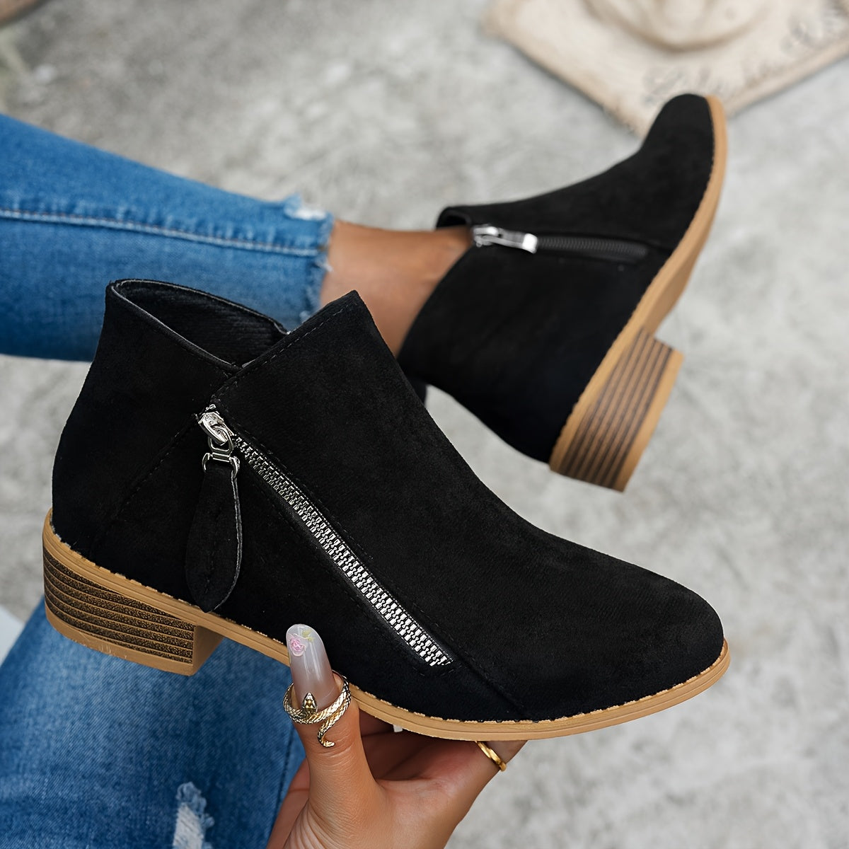 Lorna | Everyday Block Heel Ankle Boots with Side Zip - Black