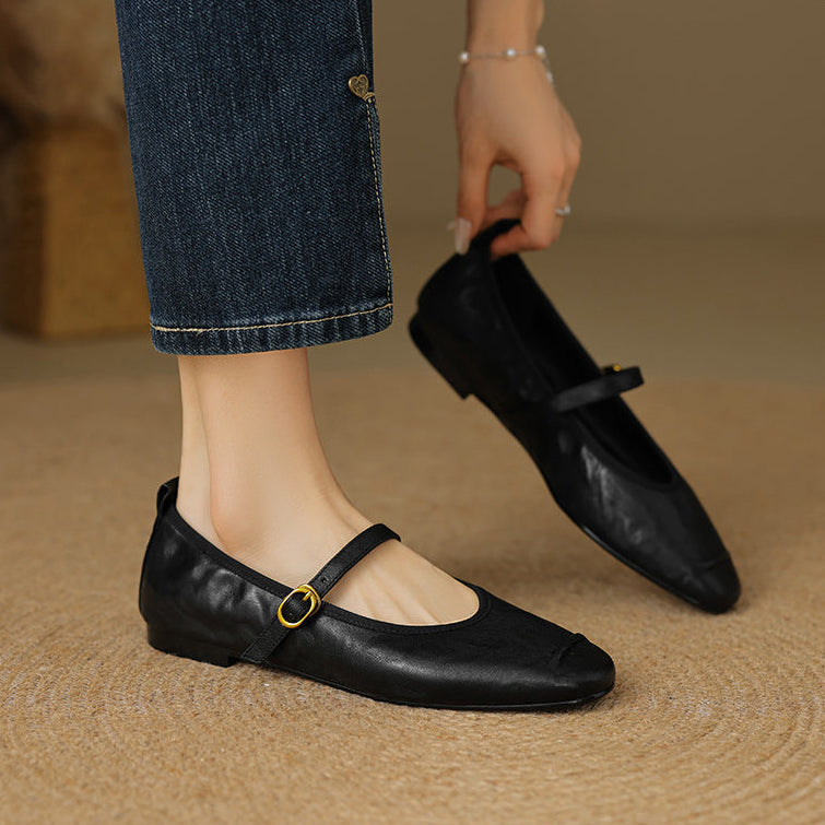 Esme – Black