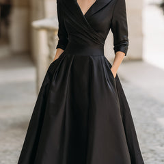 Dahlia | Elegant Evening Dress with V-Neckline - Black