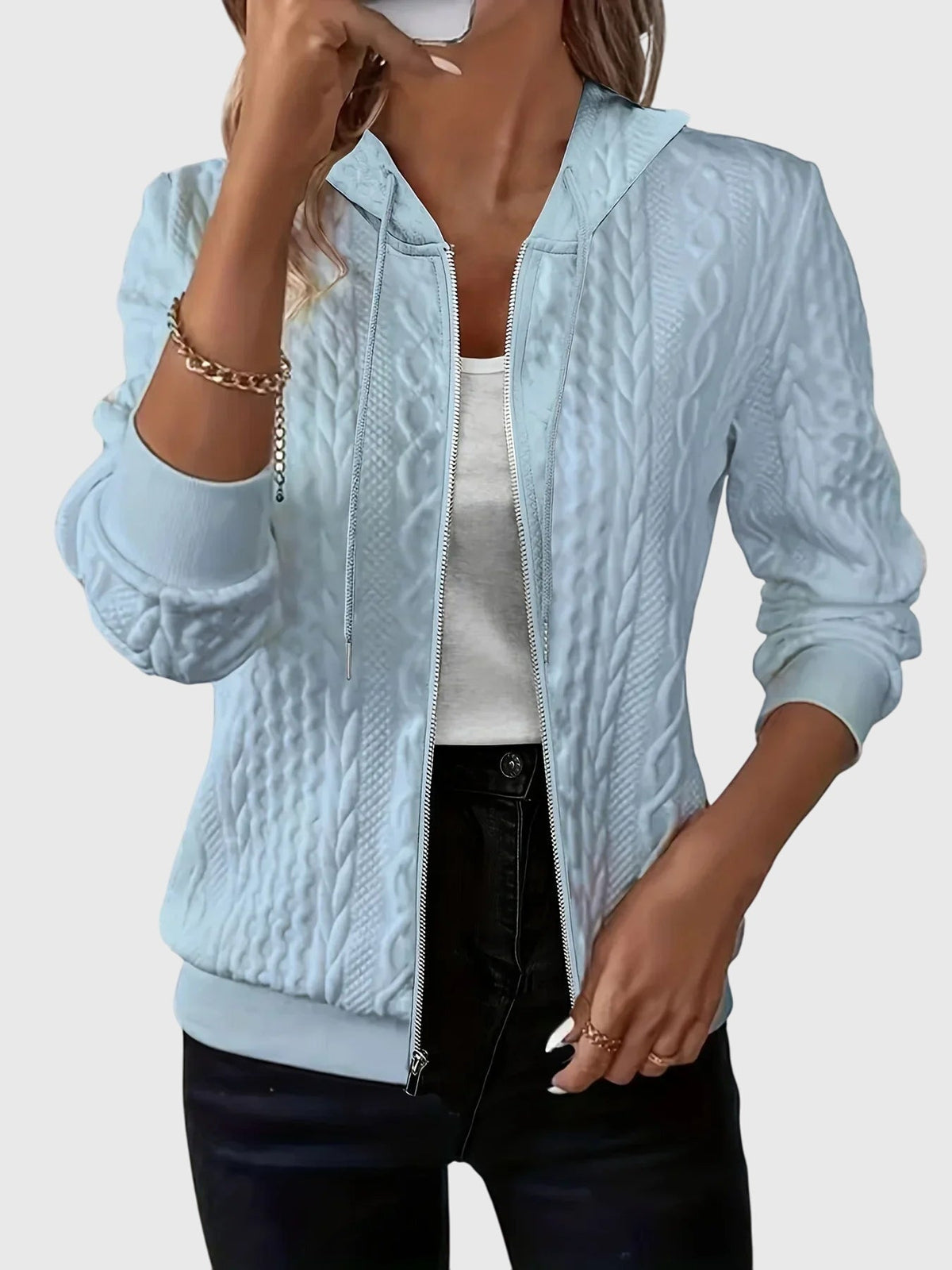 Elsie | Minimalist Zip-Up Hoodie with Full-Length Zip - Sky Blue