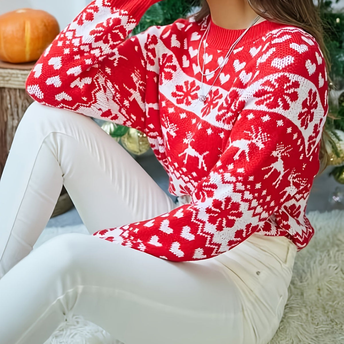 Ivy | Relaxed Festive Jumper with Snowflake and Deer Pattern - Red and White